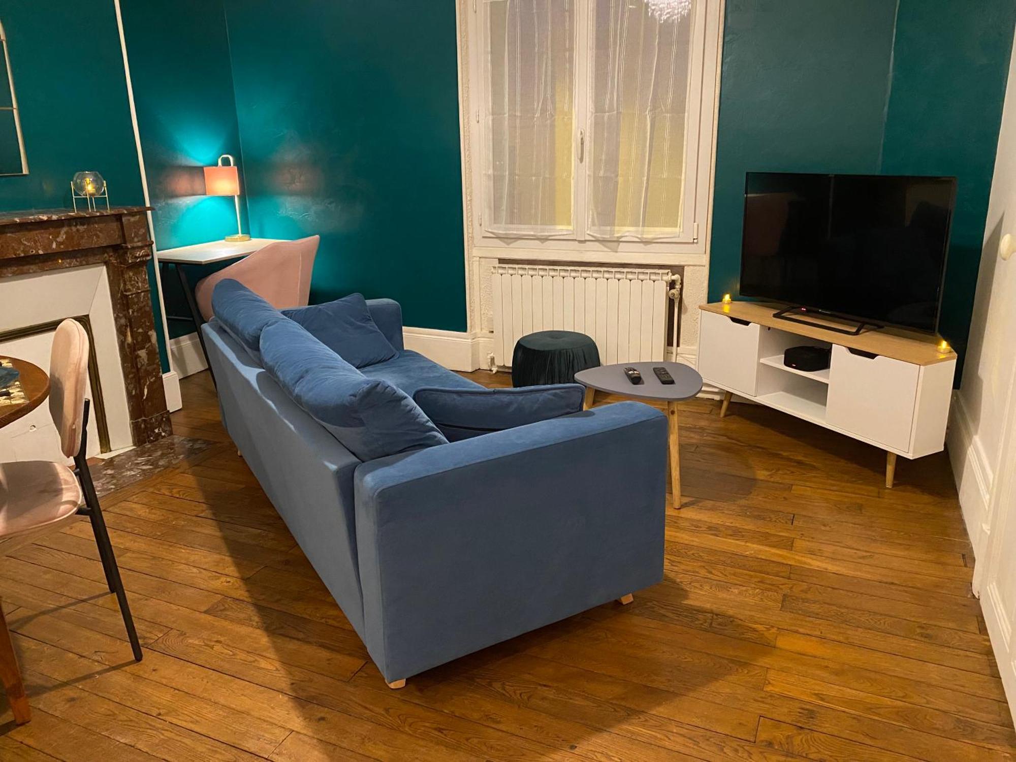 T3 Moulins Avec Garage Proche Gare Apartment Luaran gambar